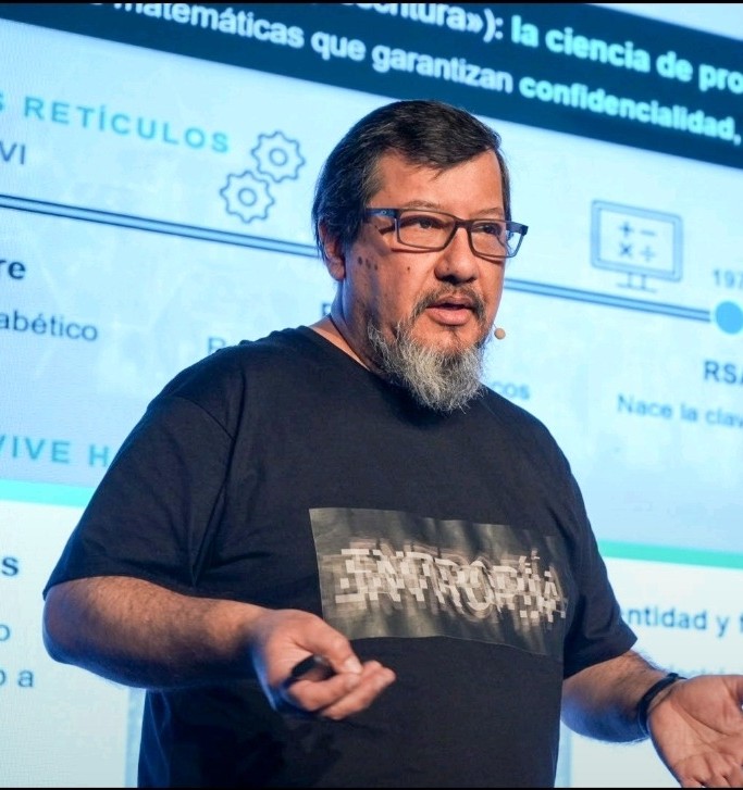 Esteban Olivares